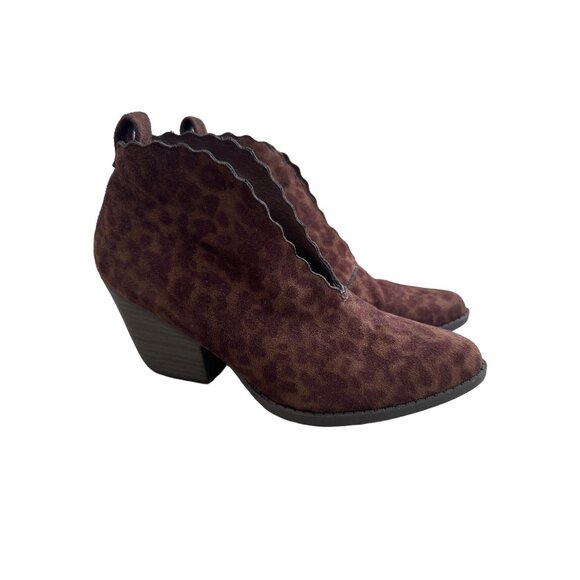 Coconuts by Matisse Addie Leopard Bootie Size 6M Suede Scalloped Block Heel - Picture 1 of 9